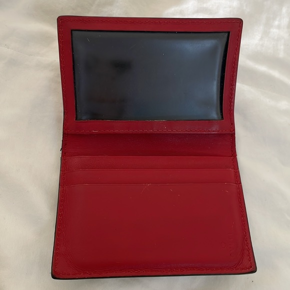 Authentic Gucci Wallet - Picture 3 of 3